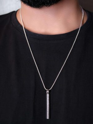 A thin bar pendant for men is a sleek and contemporary piece of jewelry that offers a minimalist yet stylish look.